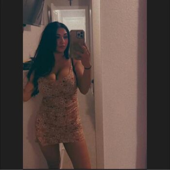 Full leaked Velizkira private onlyfans photo