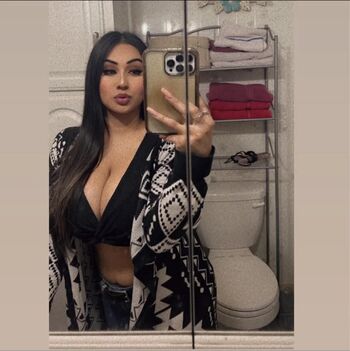 Full leaked Velizkira private onlyfans photo