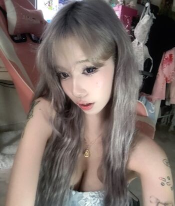 Full leaked Vellezy private onlyfans photo