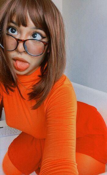 Velma & Daphne Cosplay