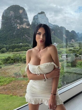 Full leaked Venami private onlyfans photo