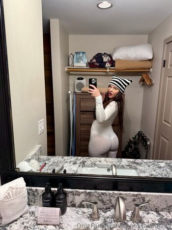Full leaked Venessasbutt tv private onlyfans photo