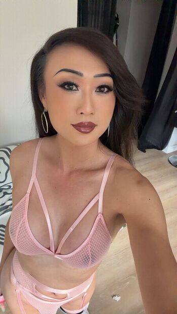 Full leaked Venus lux private onlyfans photo