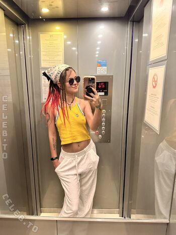 Full leaked Venuskittyxo private onlyfans photo