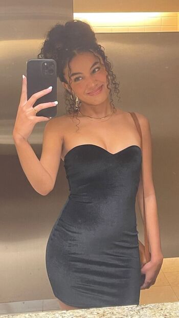 Full leaked Veronicaeclatt private onlyfans photo