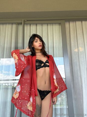 Full leaked Veroniccamn private onlyfans photo