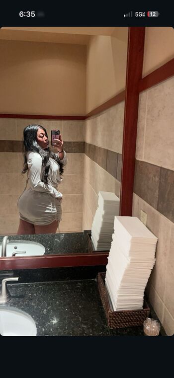 Full leaked Veronique from az private onlyfans photo