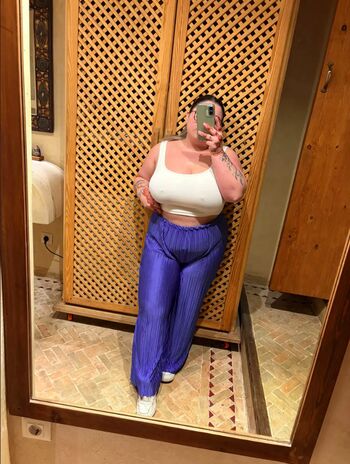 Full leaked Vertlea private onlyfans photo
