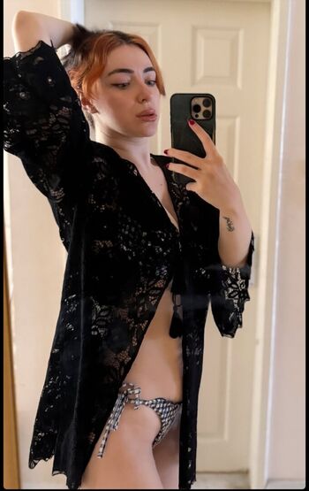 Full leaked Vibezgizem private onlyfans photo