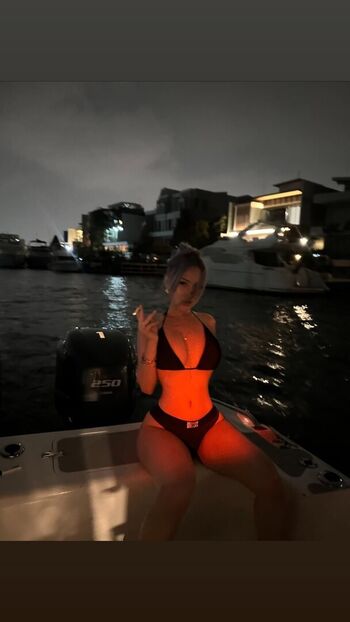Full leaked Vicidiorrr private onlyfans photo