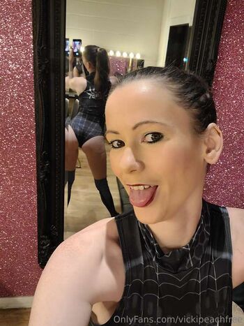 Full leaked Vicki peach private onlyfans photo