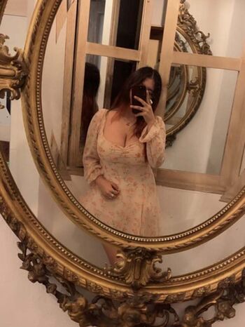 Full leaked Vickjoy private onlyfans photo