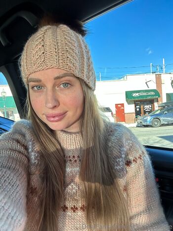 Full leaked Vickyaishafree private onlyfans photo