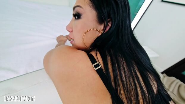 Full leaked Vickysecret private onlyfans photo