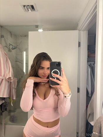 Full leaked Victoriacox page private onlyfans photo