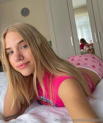 Full leaked Victoriacox private onlyfans photo