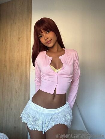 Full leaked Victoriacox private onlyfans photo