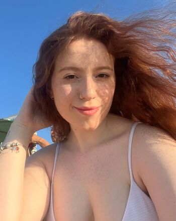 Full leaked Victoriadinizofc private onlyfans photo