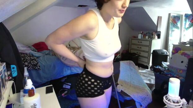 Full leaked Victoriaslaps private onlyfans photo