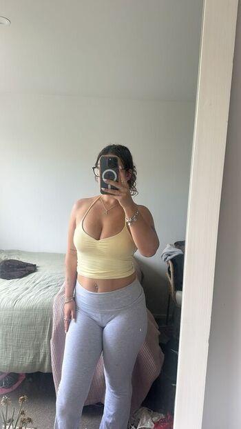 Full leaked Viennaveraa private onlyfans photo