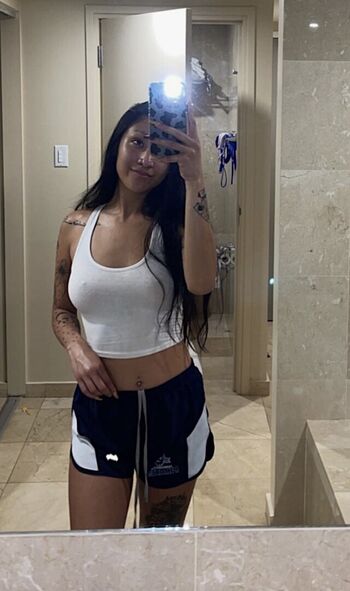 Full leaked Vihveele private onlyfans photo