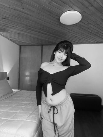 Full leaked Viioletaxxx private onlyfans photo