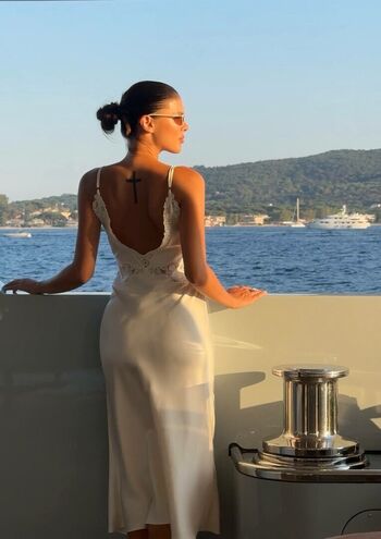 Viki Odintcova