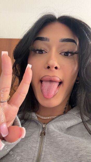 Full leaked Vinoschh private onlyfans photo