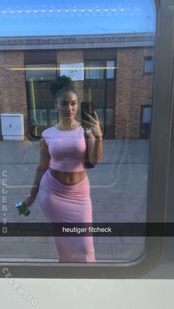 Full leaked Vinoschh private onlyfans photo
