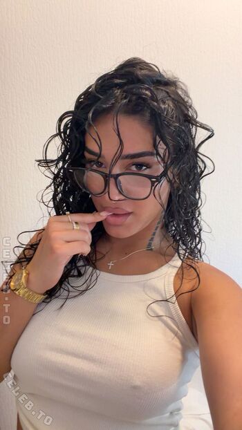 Full leaked Vinoschh private onlyfans photo
