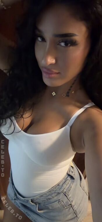 Full leaked Vinoschh private onlyfans photo
