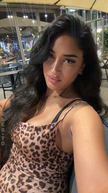 Full leaked Vinoschh private onlyfans photo