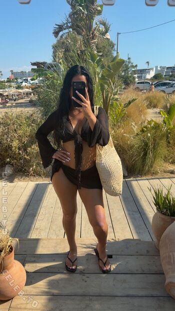 Full leaked Vinoschh private onlyfans photo