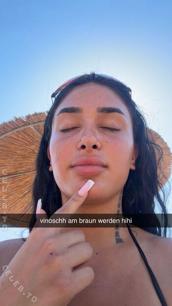 Full leaked Vinoschh private onlyfans photo