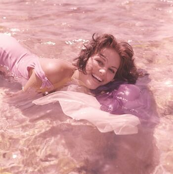 Full leaked Vintage sexy celebs page private onlyfans photo
