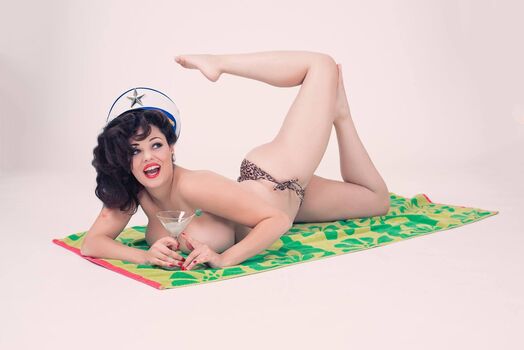 Full leaked Vintage page private onlyfans photo