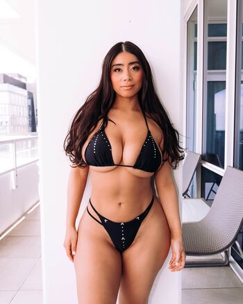 Violet Myers