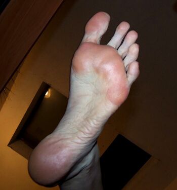 Full leaked Violet s toes violet s perfect feet private onlyfans photo