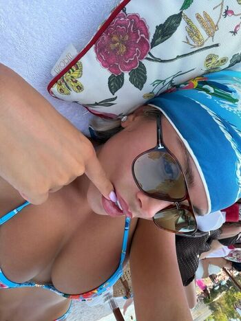Full leaked Violetta bert page private onlyfans photo