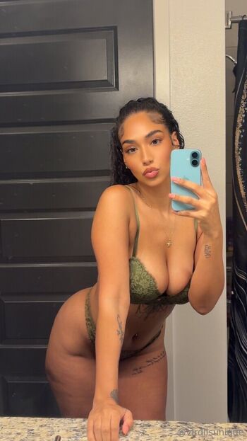 Full leaked Virdiisunique private onlyfans photo
