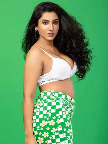 Full leaked Vishnu priya bhimeneni private onlyfans photo