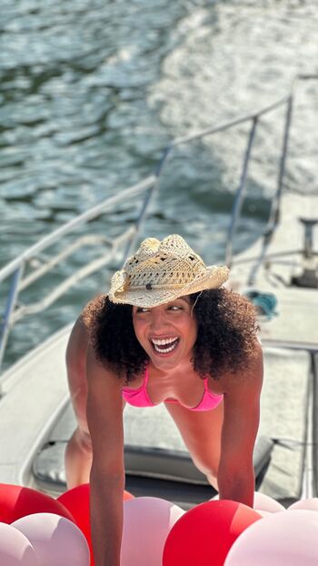 Full leaked Vitoria albanese private onlyfans photo