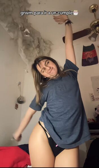 Full leaked Viuxyta private onlyfans photo