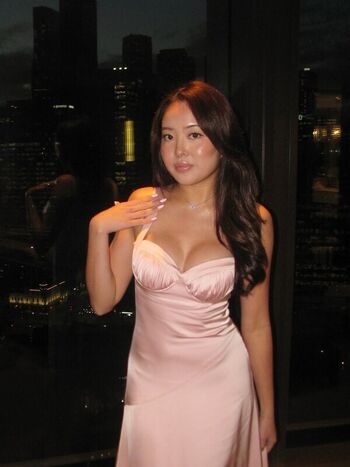 Full leaked Viv wongg private onlyfans photo