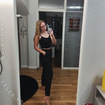 Full leaked Vivi an private onlyfans photo