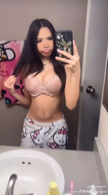 Full leaked Vivifreaky private onlyfans photo