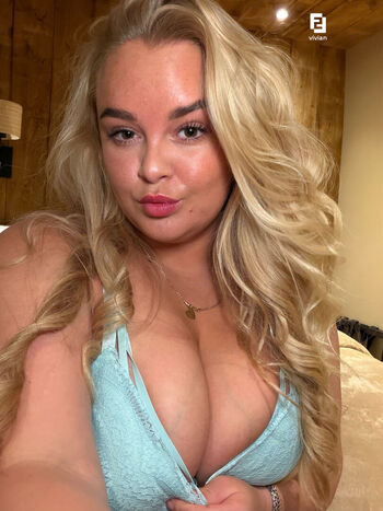 Full leaked Vivian bron private onlyfans photo