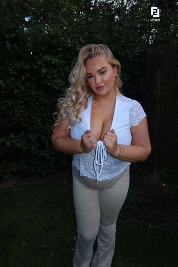 Full leaked Vivian bron private onlyfans photo