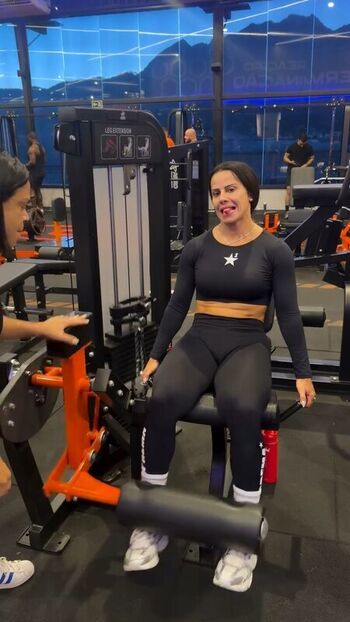 Viviane Araujo