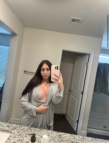 Full leaked Vivianna baby private onlyfans photo